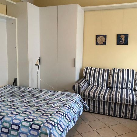 Centrally Located Apt By Harbour With Elevator Sanremo Exteriör bild