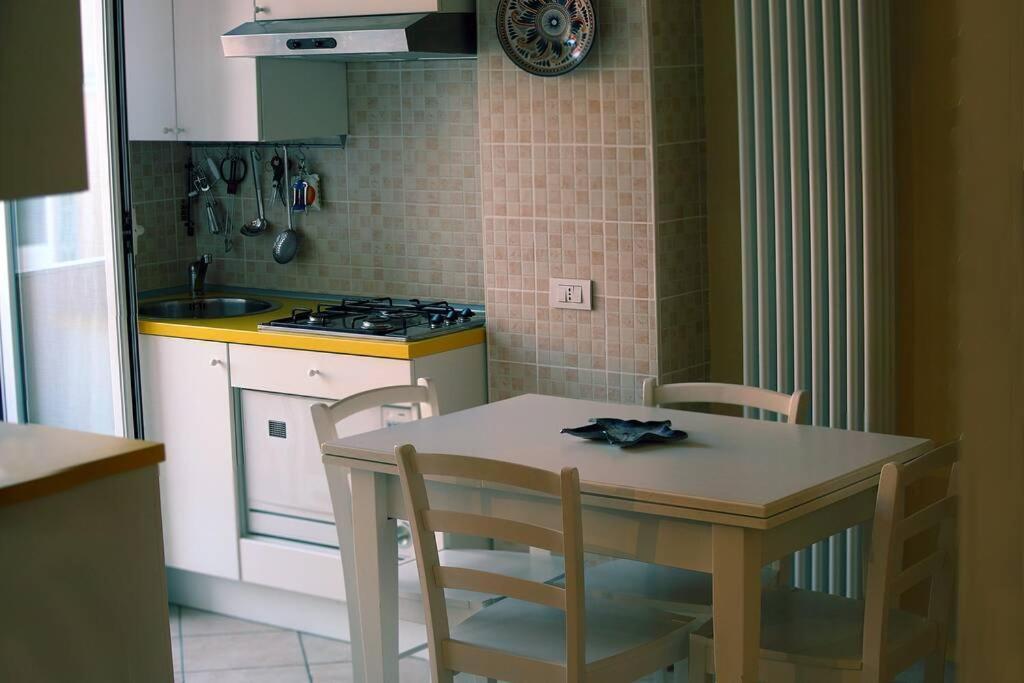 Centrally Located Apt By Harbour With Elevator Sanremo Exteriör bild